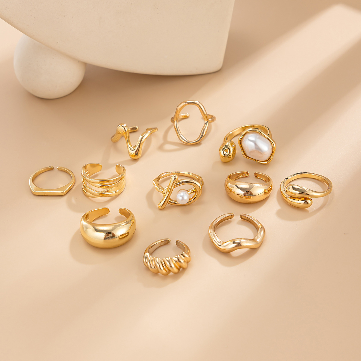 Premium Light-Sensitive Waterdrop Hug Alloy Ring Set (11 Pieces)