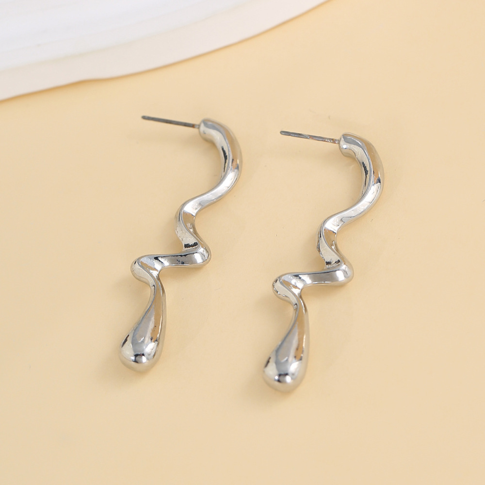 Niche Liquid Water Drop Alloy Earrings