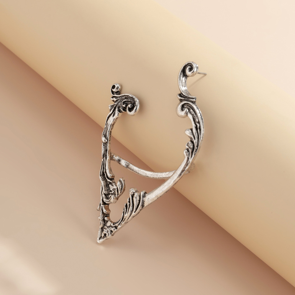Irregular, dark-toned, distressed ear hooks made of alloy