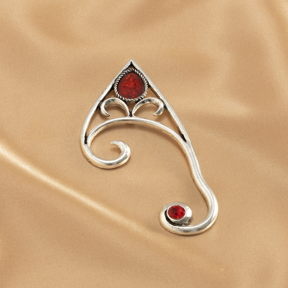 Irregularly shaped elf-shaped ear flaps with alloy ear hooks (single ear)