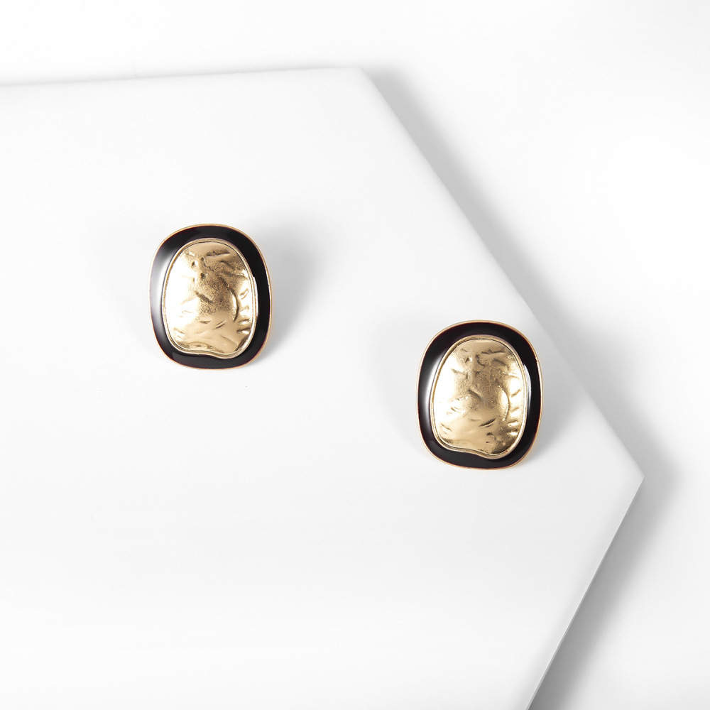 Patterned matte irregular color-blocked alloy earrings