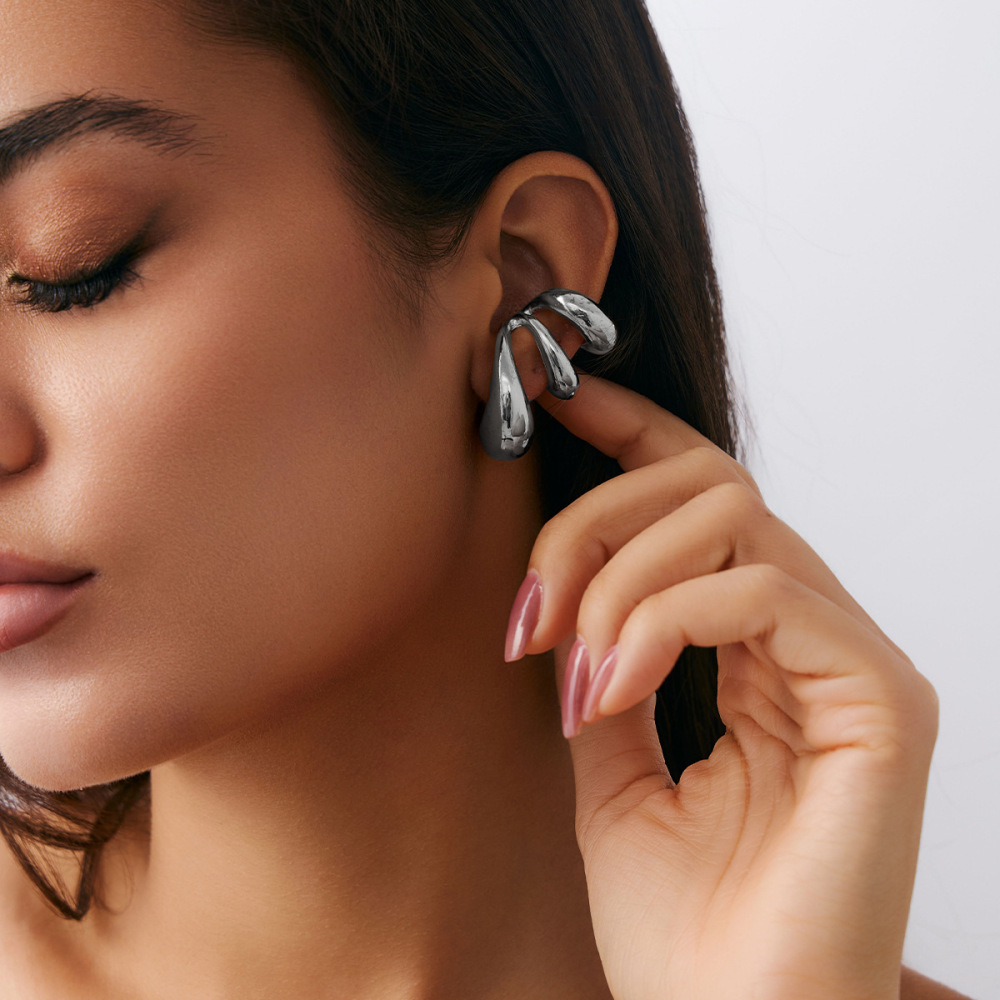 Minimalist high-end C-shaped bread-shaped alloy ear clips
