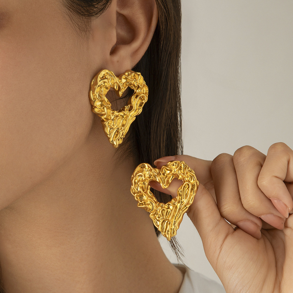 Unique Lava-Patterned Heart-Shaped Alloy Earrings