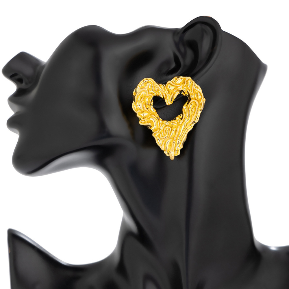 Unique Lava-Patterned Heart-Shaped Alloy Earrings