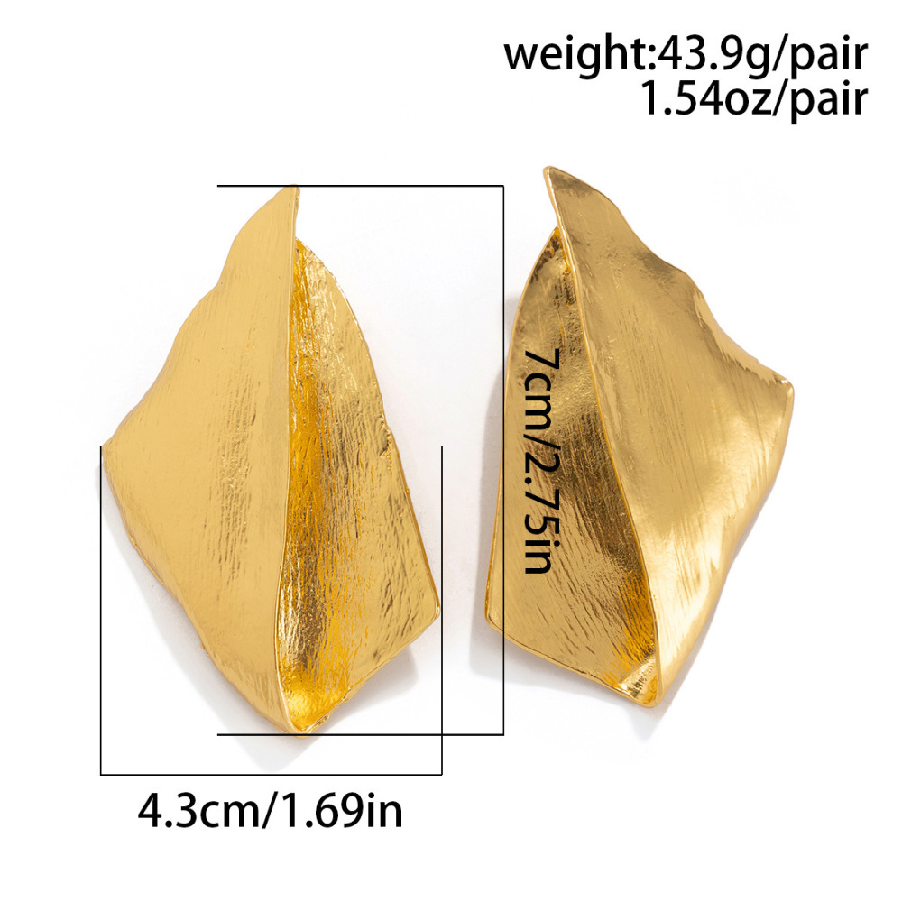 Exaggerated, irregularly pleated alloy earrings