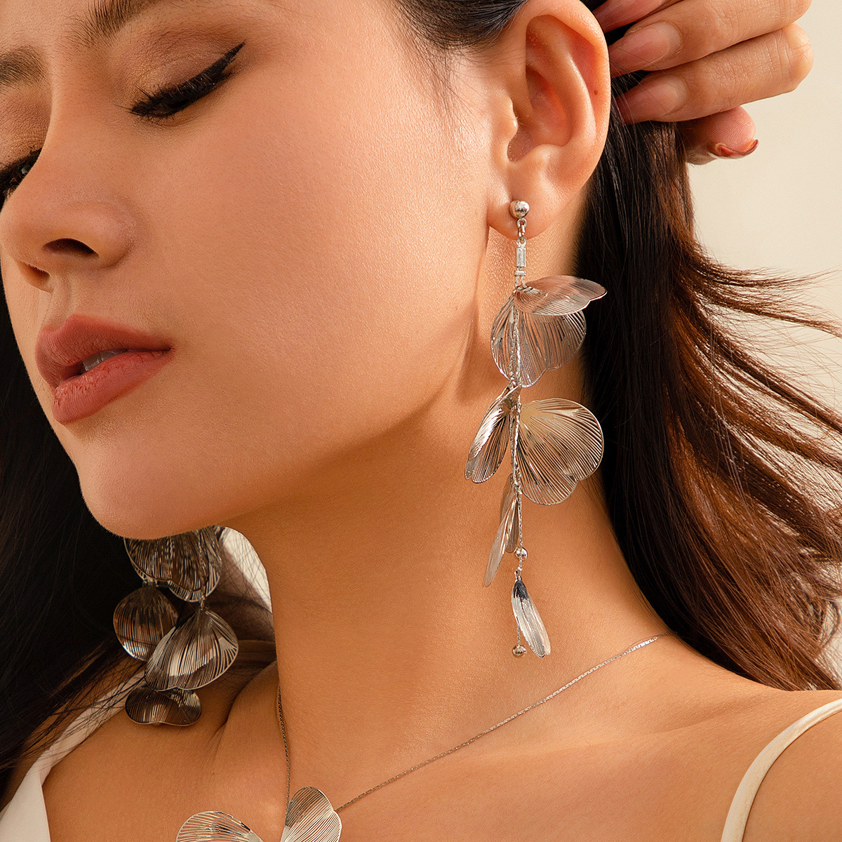 Niche Ginkgo Leaf Tassel Copper Earrings