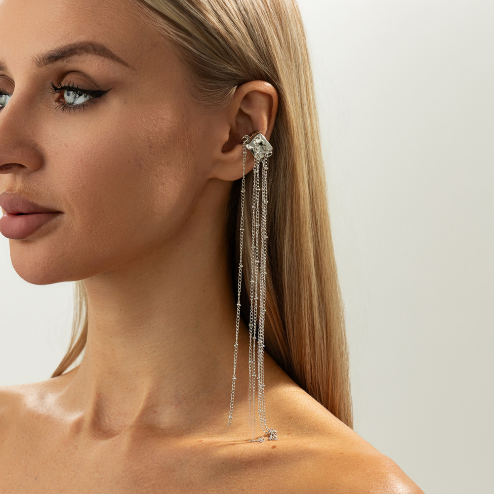 Unique chain-style holeless alloy earring (single)