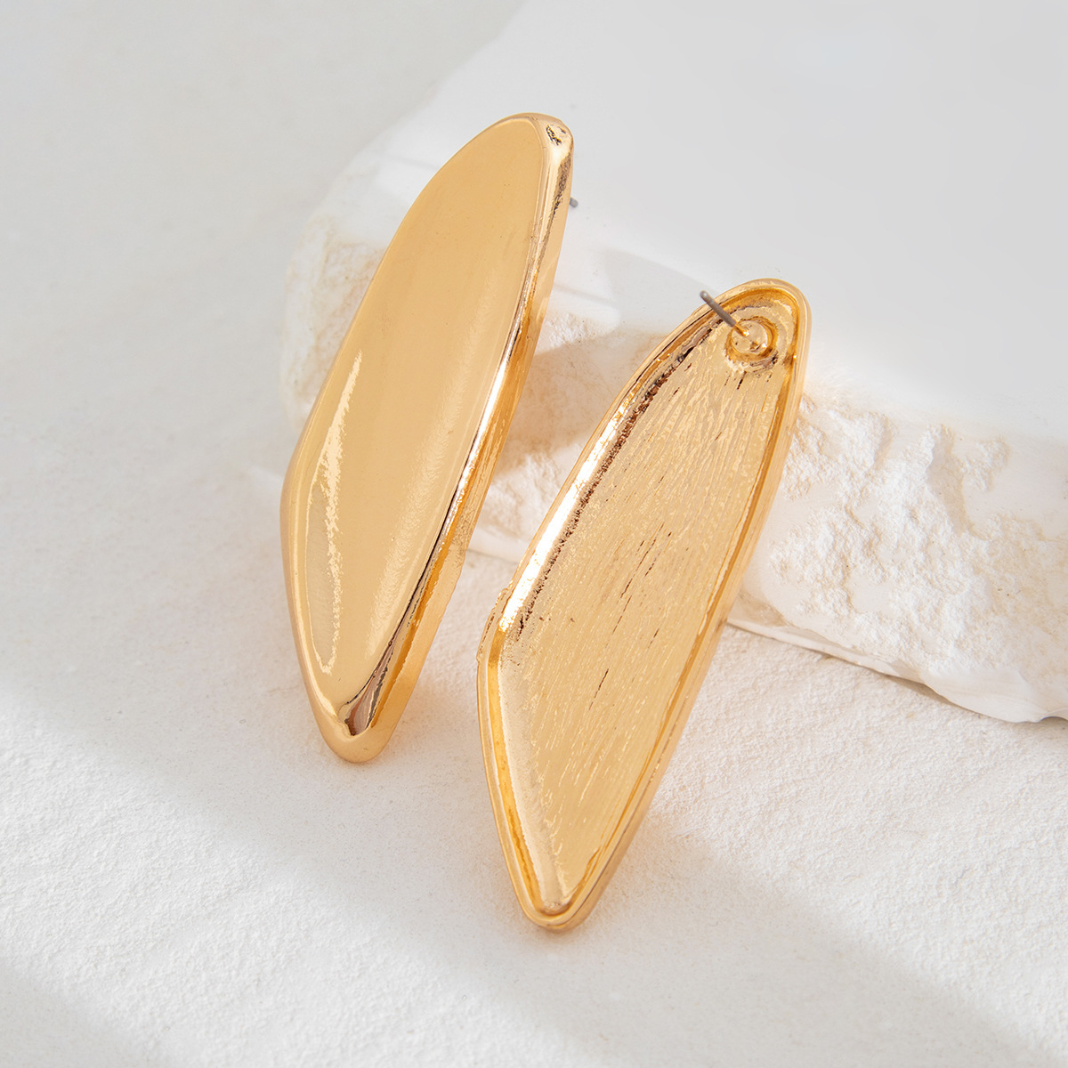 Fashionable irregular smooth alloy earrings