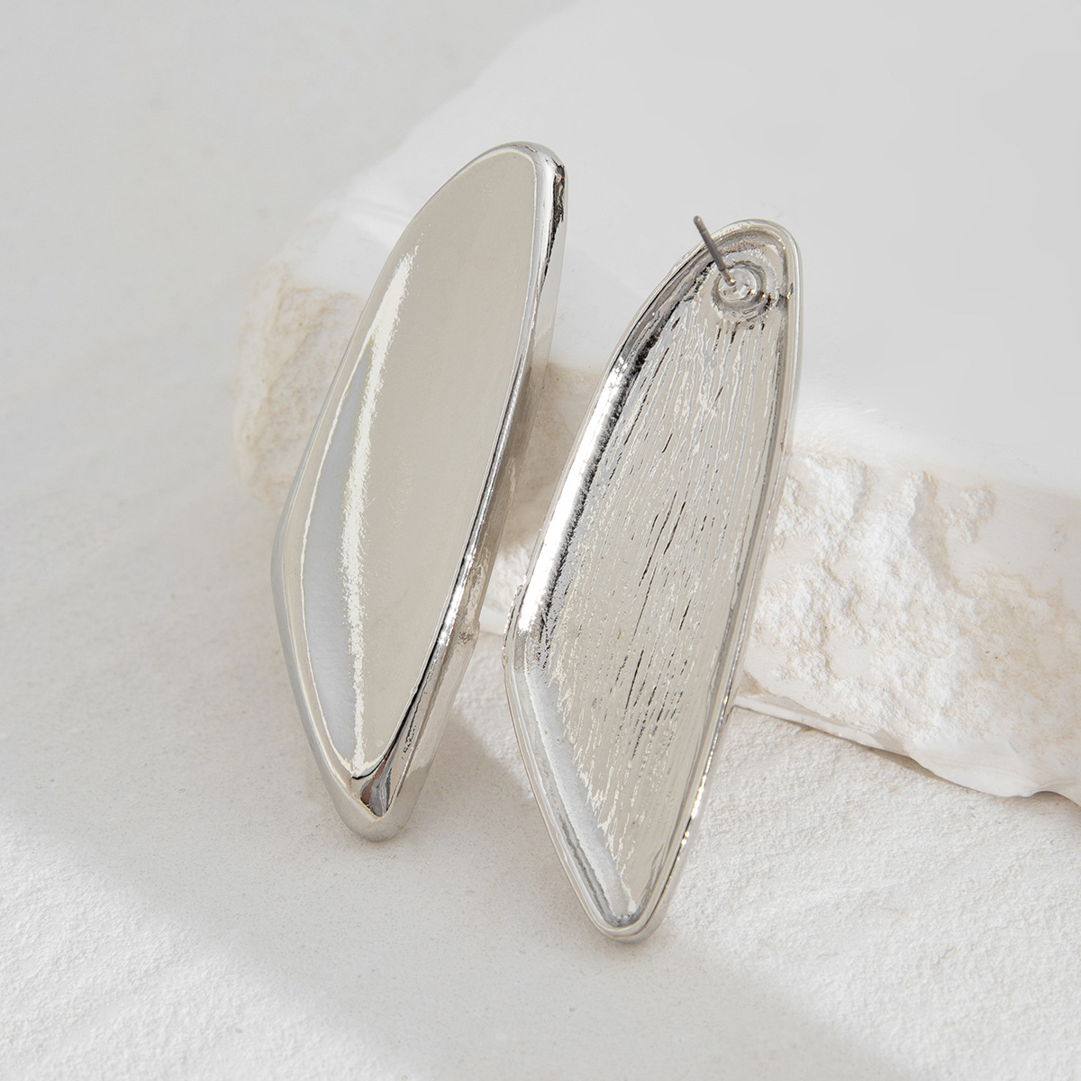 Fashionable irregular smooth alloy earrings