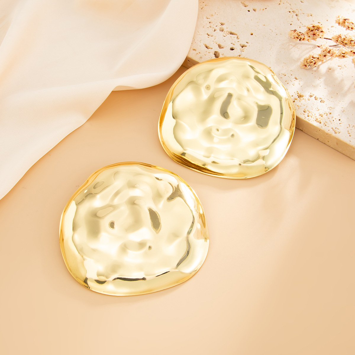 Fashionable liquid lava irregular smooth alloy earrings