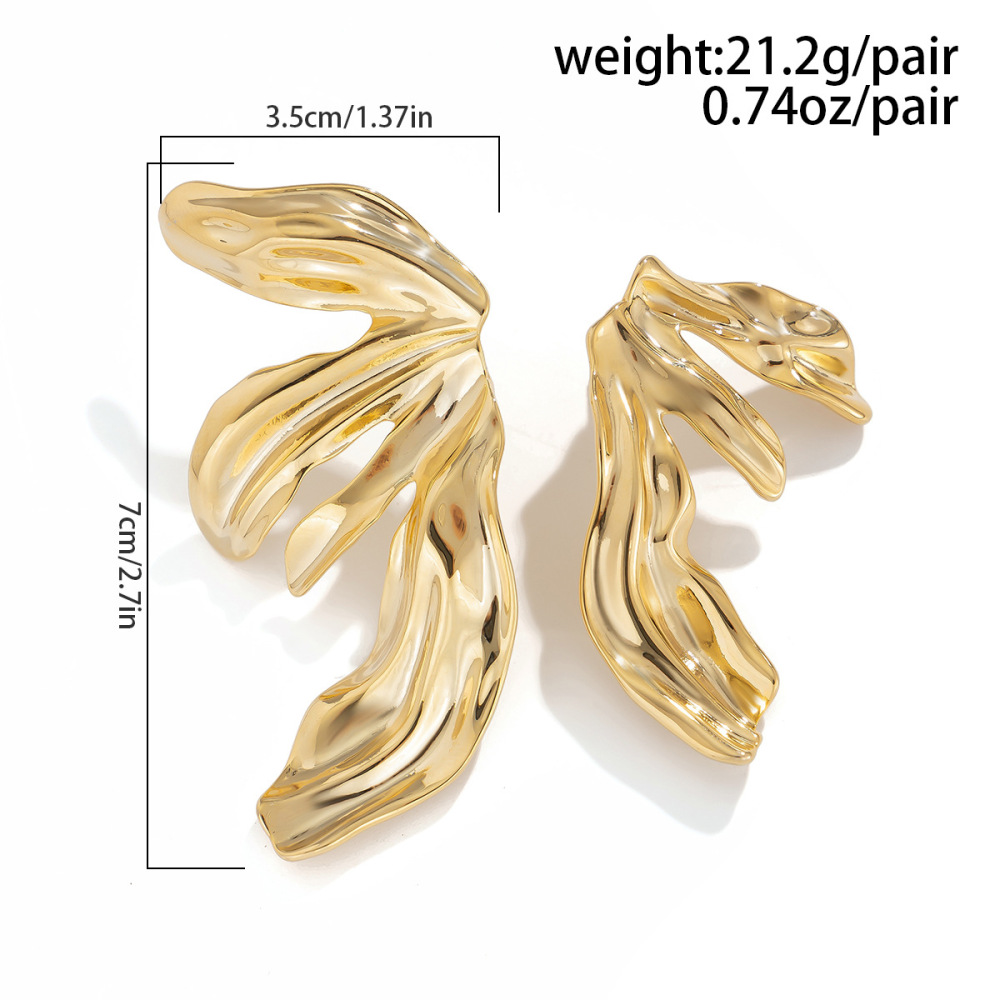 Exaggerated Metallic Ginkgo Leaf Alloy Earrings