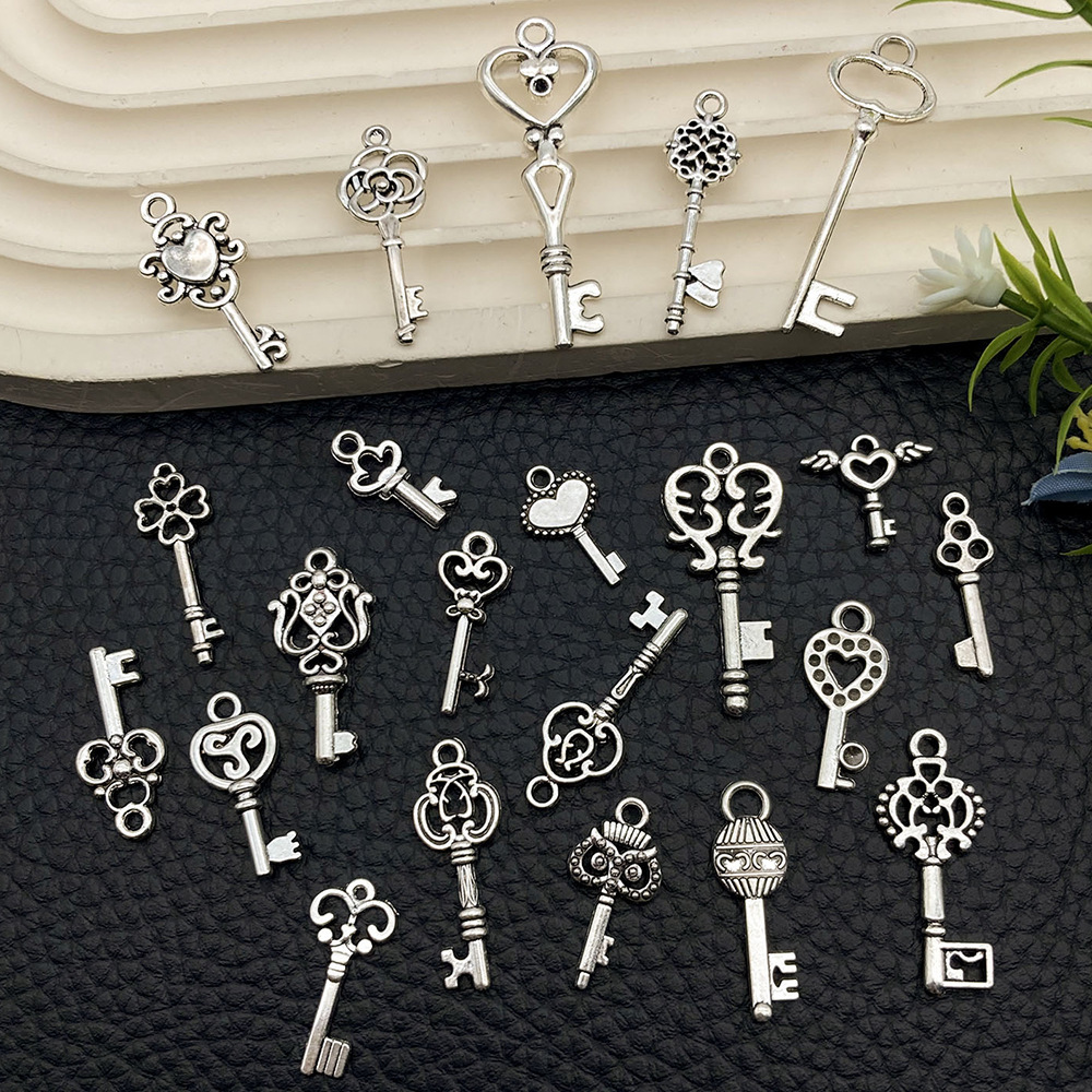 MYK3532-Mixed 22 styles of heart-shaped key alloy jewelry accessories