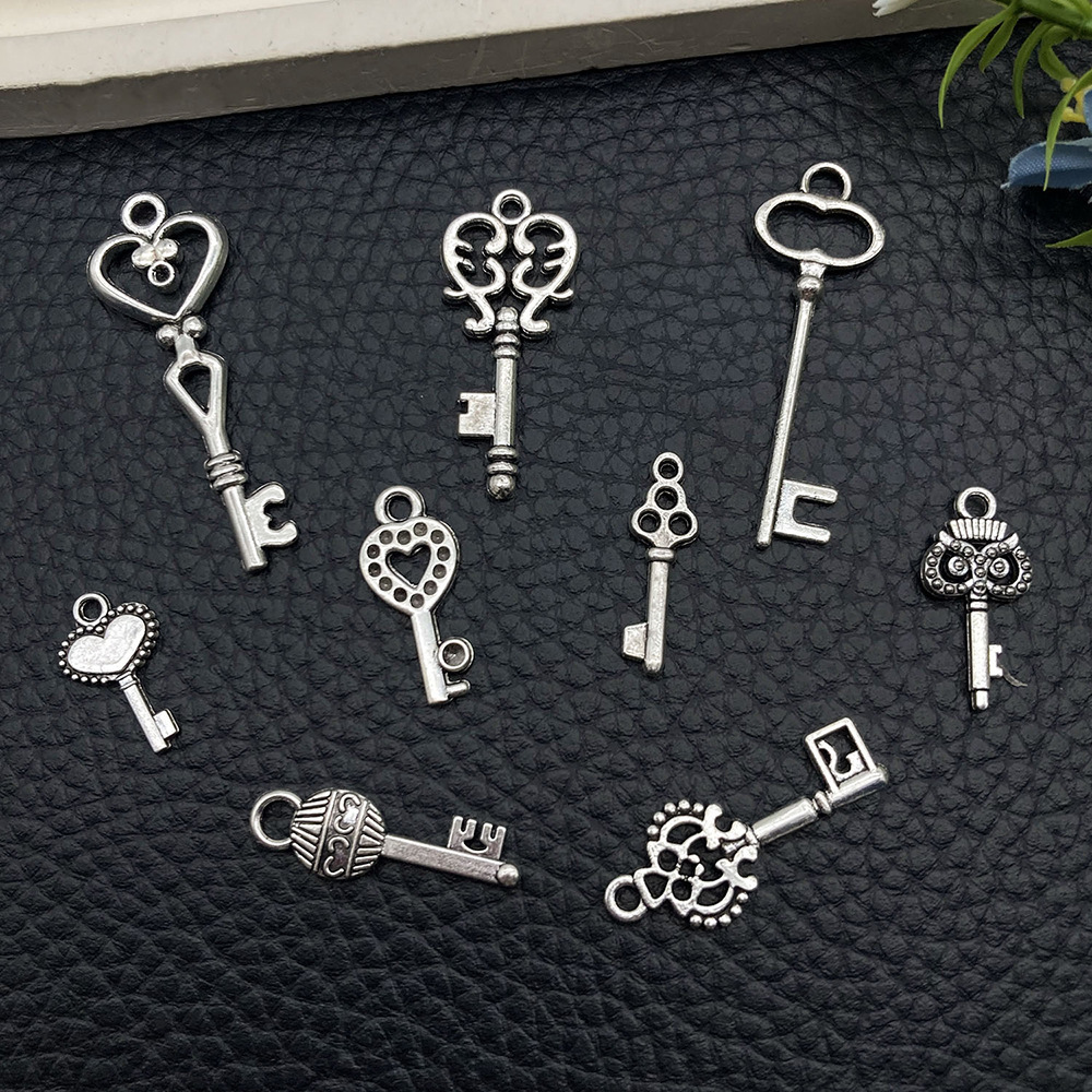 MYK3532-Mixed 22 styles of heart-shaped key alloy jewelry accessories
