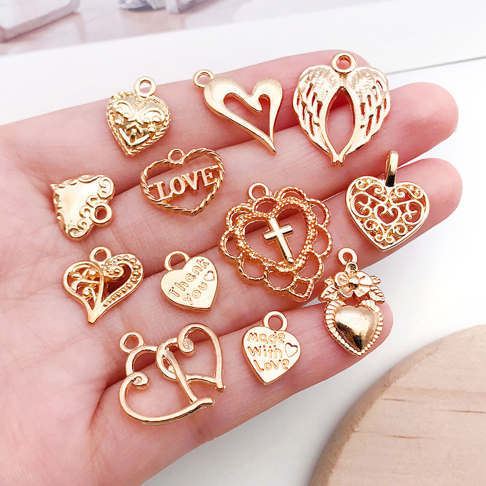 MYK3570-Mixed 20 KC gold openwork heart letter LOVE pendants
