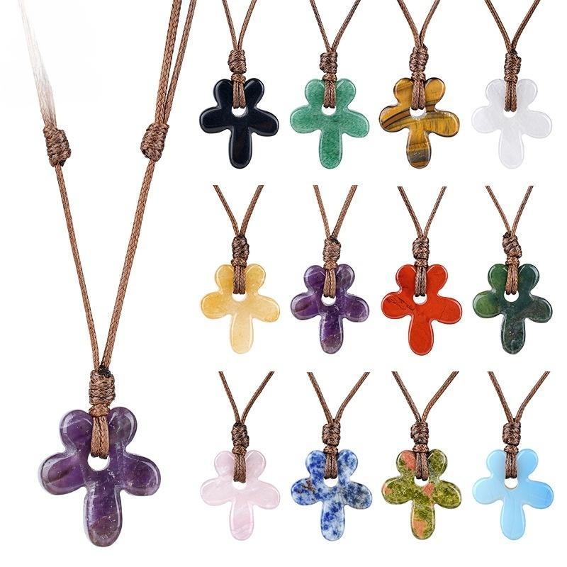 MYK4014-Natural stone five-petal flower necklace