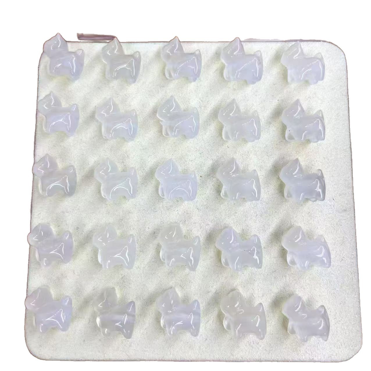MYK4035-Natural high-ice lychee chalcedony cat pendant