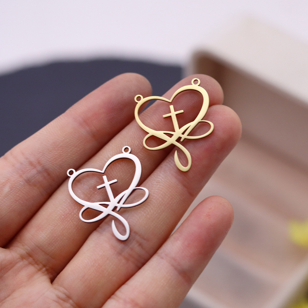 MYK4116-5-piece/bag Heart-shaped Cross Stainless Steel Creative Pendant