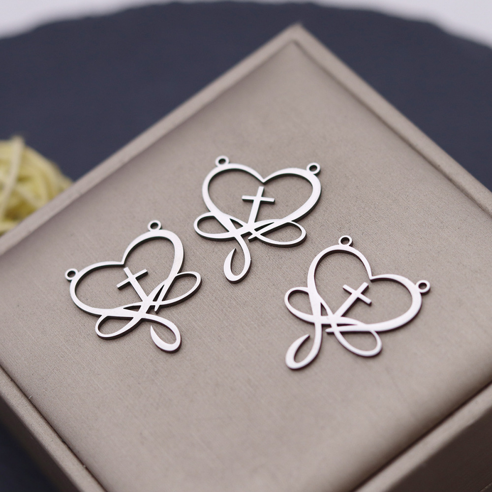 MYK4116-5-piece/bag Heart-shaped Cross Stainless Steel Creative Pendant