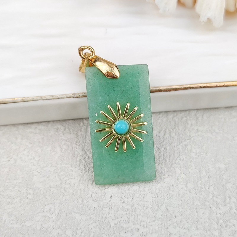 MYK4326-Peace Amulet natural crystal pendant