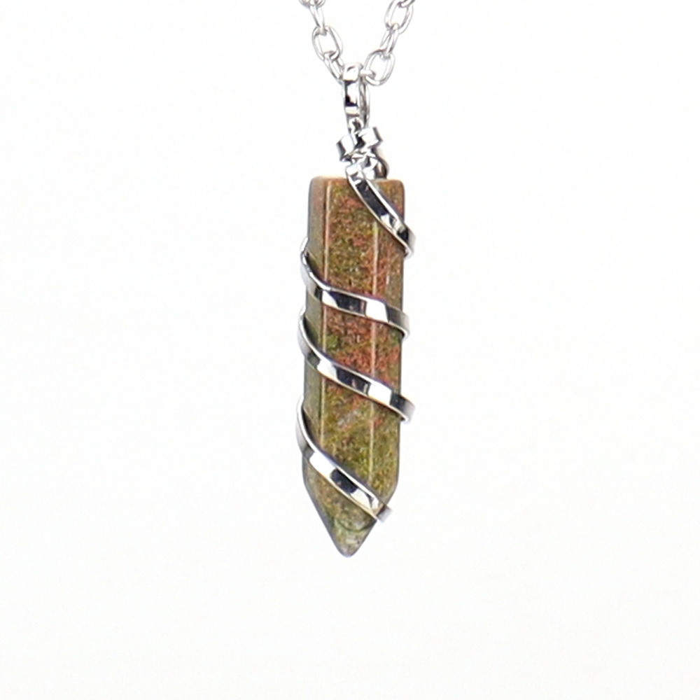Natural Crystal Single-Pointed Hexagonal Column Serpentine Spiral Necklace