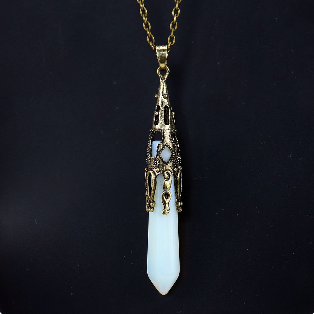 Natural Crystal Single-Pointed Hexagonal Prism Pendulum Necklace
