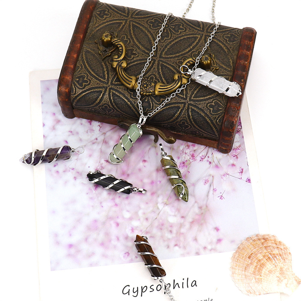 Natural Crystal Single-Pointed Hexagonal Column Serpentine Spiral Necklace
