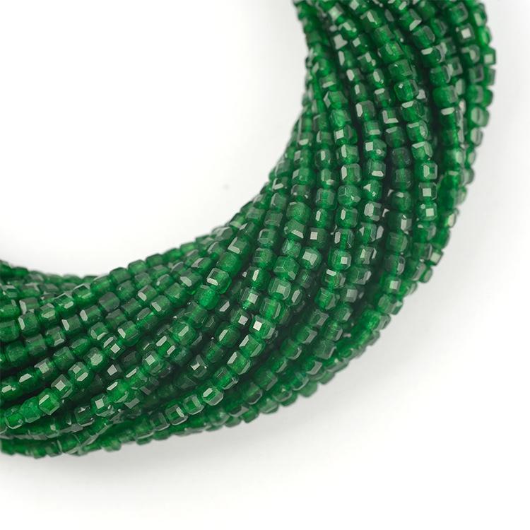 MYK4945-Natural Emerald Green Small Cube Bead