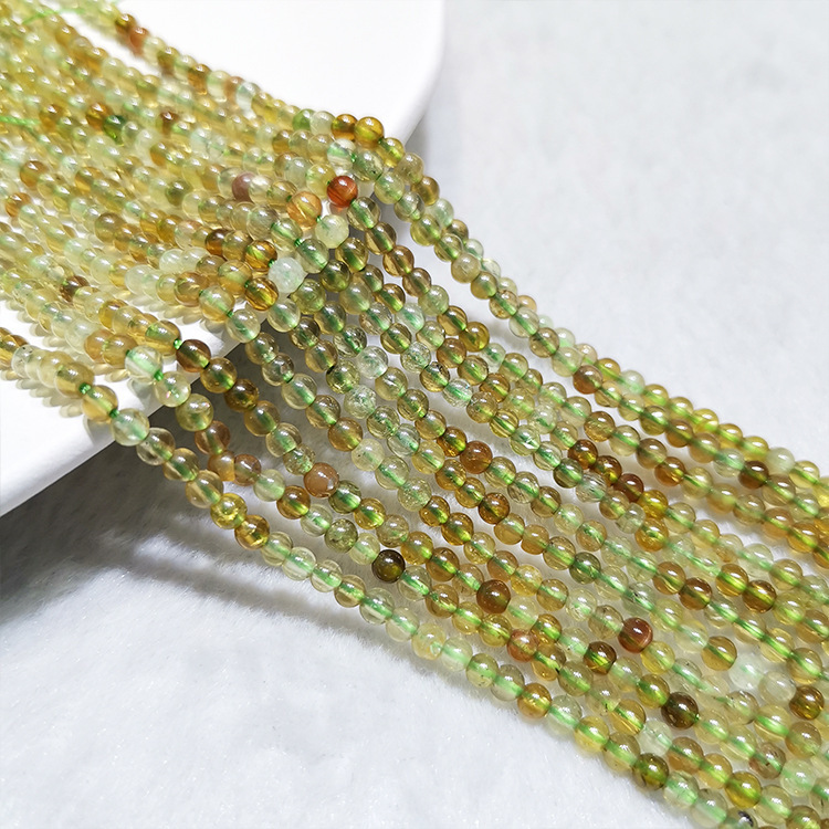 MYK5052-3mm Natural Green Garnet Bead