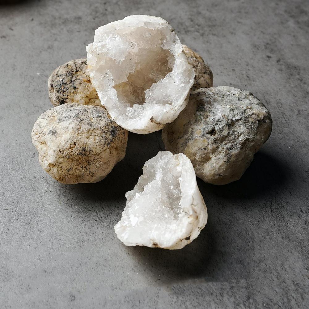 MYK5192-Moroccan Natural Crystal Geode Agate Geode