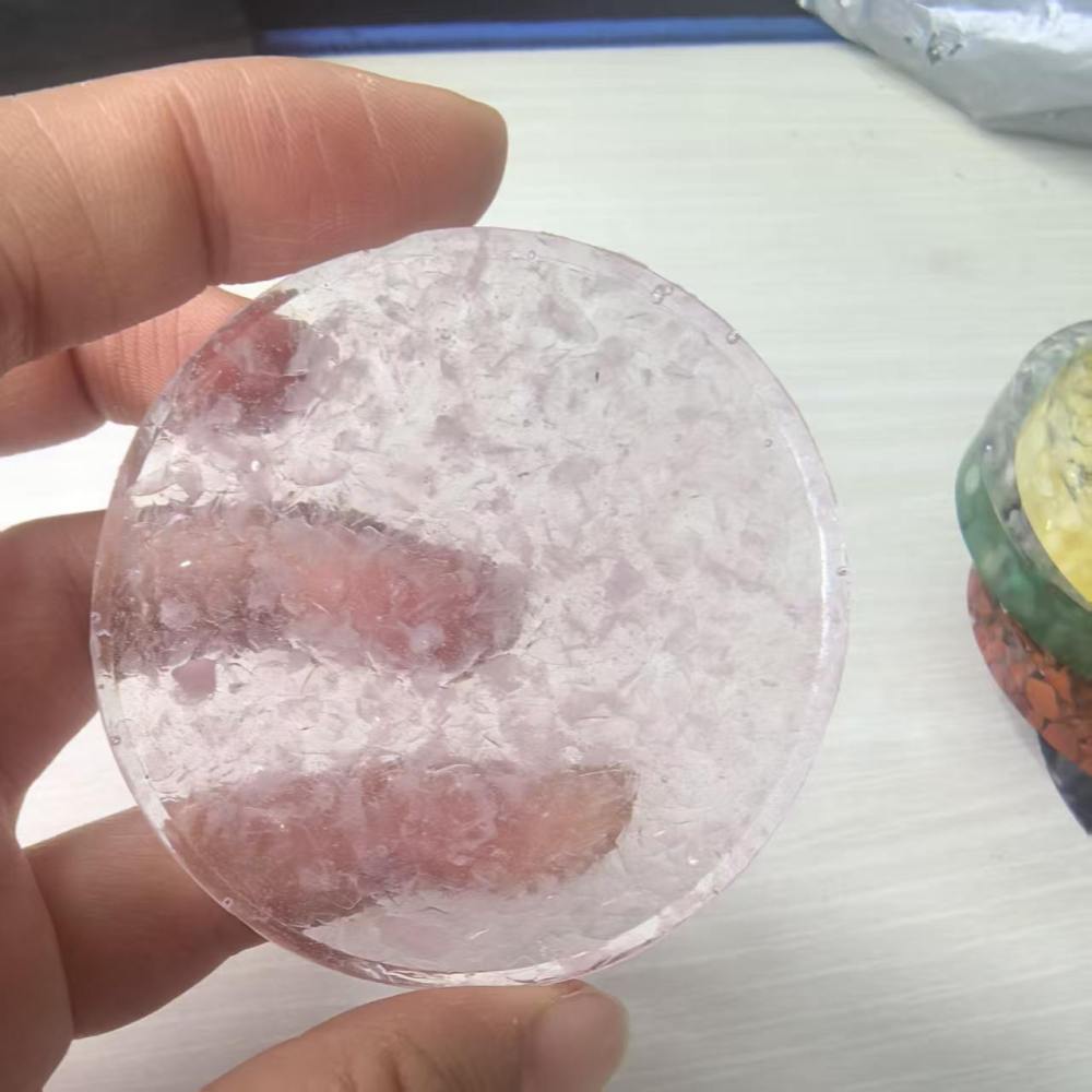 MYK5204-Natural Crystal Pebble Epoxy Coffee/Tea Coaster