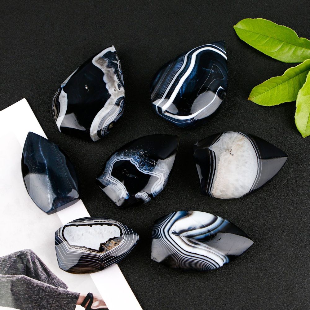 MYK5416-Natural Black Banded Agate Flame Ornament