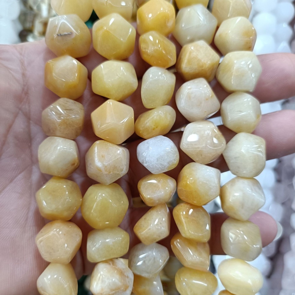 MYA3225--12-16mm irregularly shaped faceted topaz (loose beads)