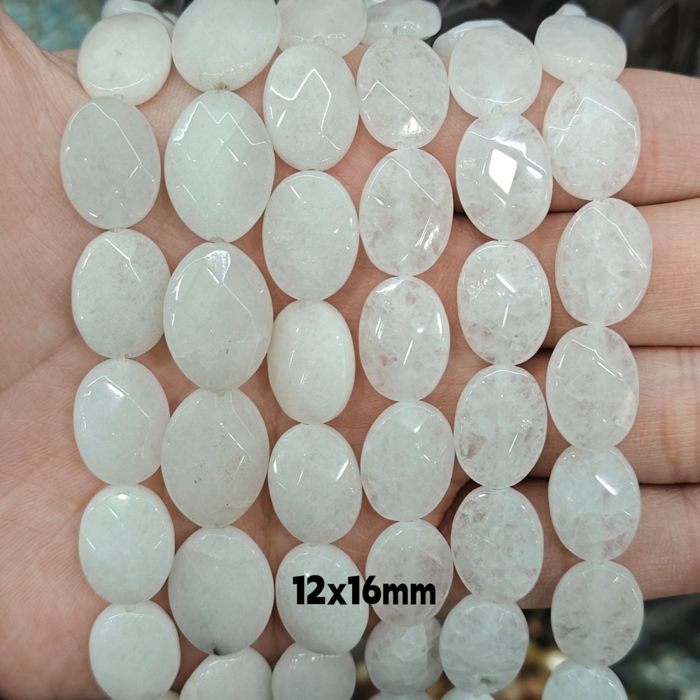 MYA3202--12x16mm Natural White Agate Oval-Cut Beads