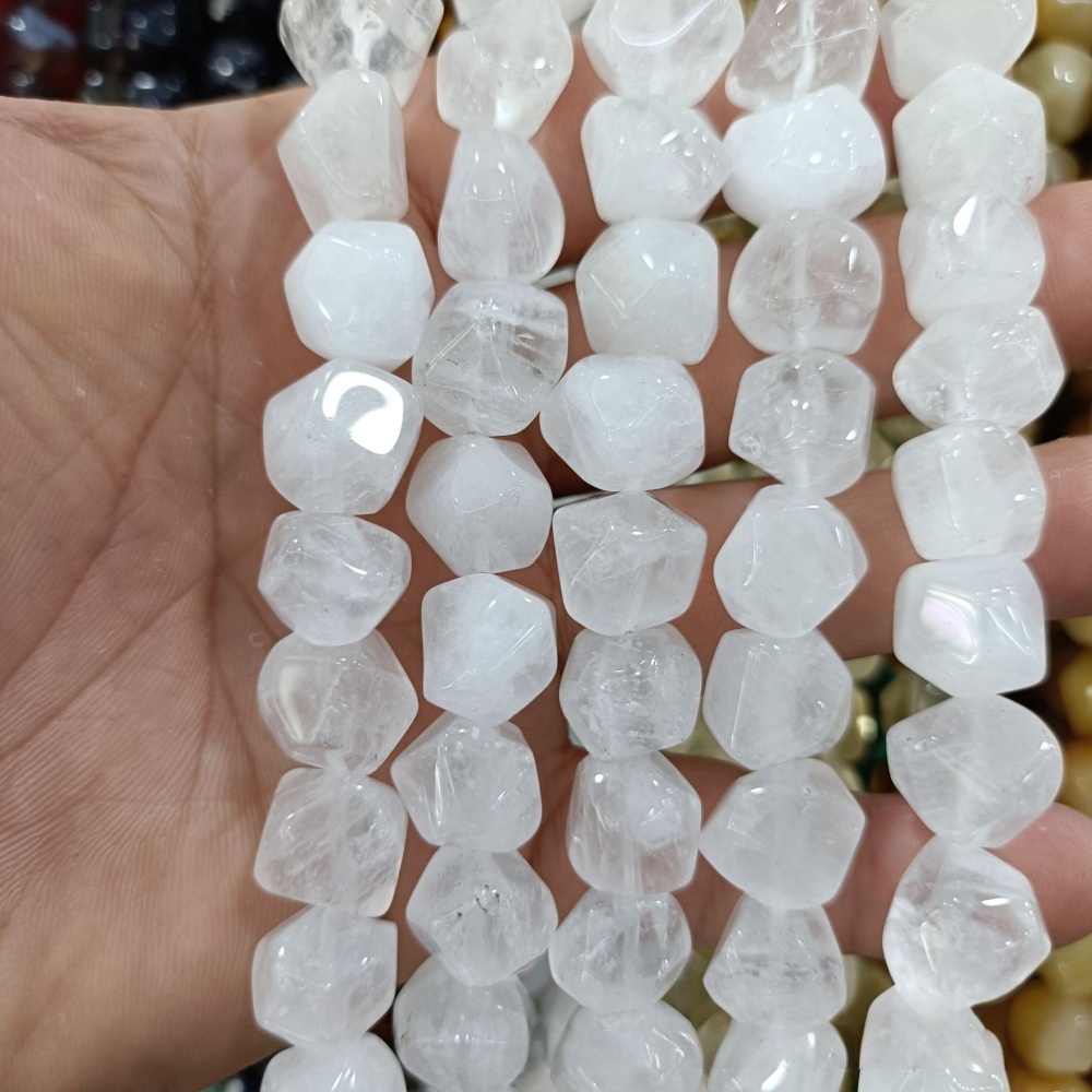 MYA3227--12-16mm irregularly shaped square-cut clear quartz (loose beads)