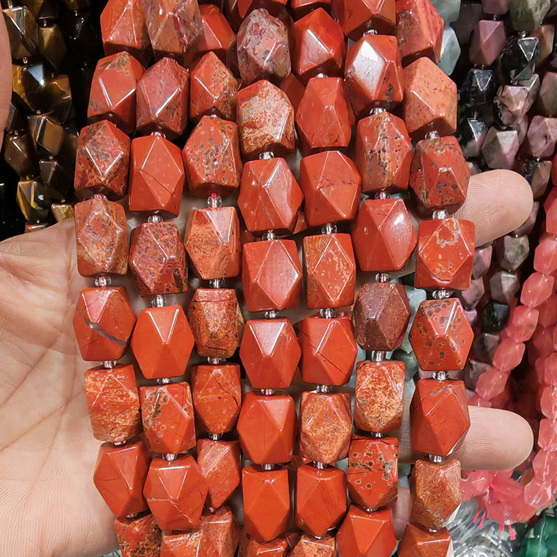 MYA3237--Natural red jasper octagonal cut beads