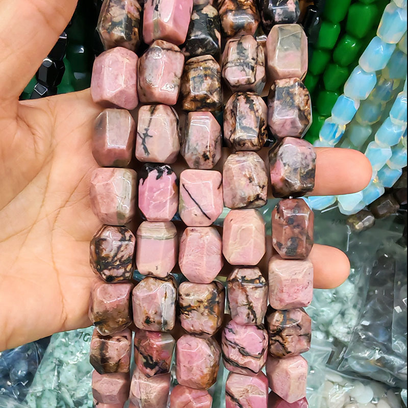 MYA3253--13*17mm Natural Black-lined Red Veined Stone Double Tortoise Faceted Beads