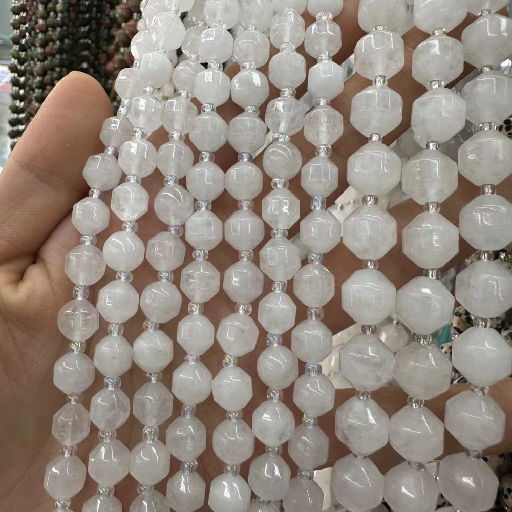 MYA3269--6-10mm Natural White Jade Faceted Lantern Beads