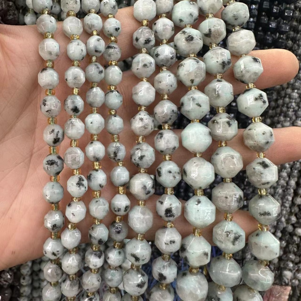 MYA3288--6-10mm Natural Qingshan Jade Faceted Lantern Beads