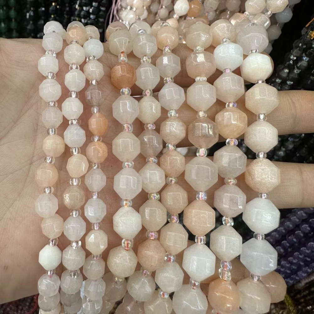 MYA3300--6-10mm Natural Pink Aventurine Faceted Lantern Beads