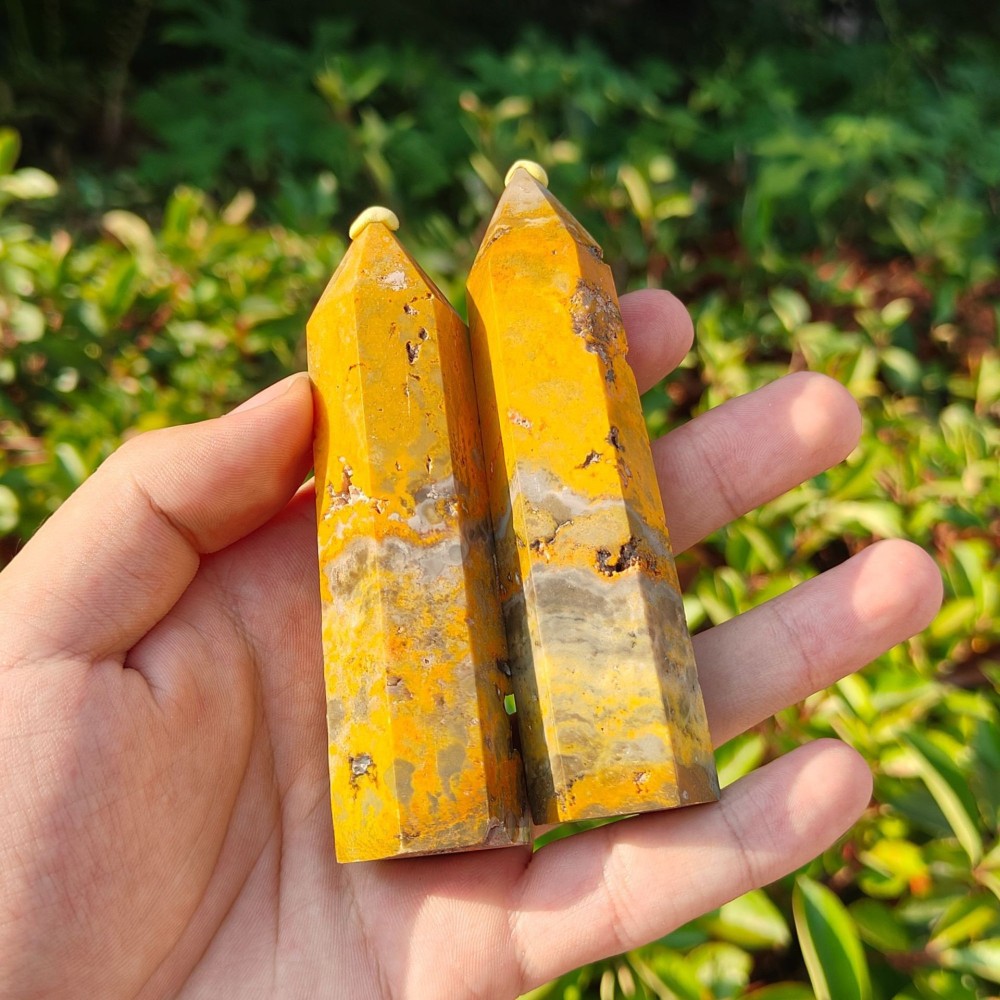 Natural Crystal Ornament, Grade AA Collector's Item, Bumblebee Single-Pointed Pillar