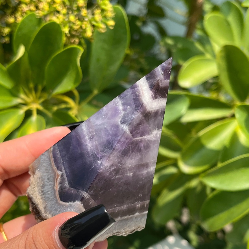 Natural Crystal Dreamy Amethyst Pyramid Home Decor