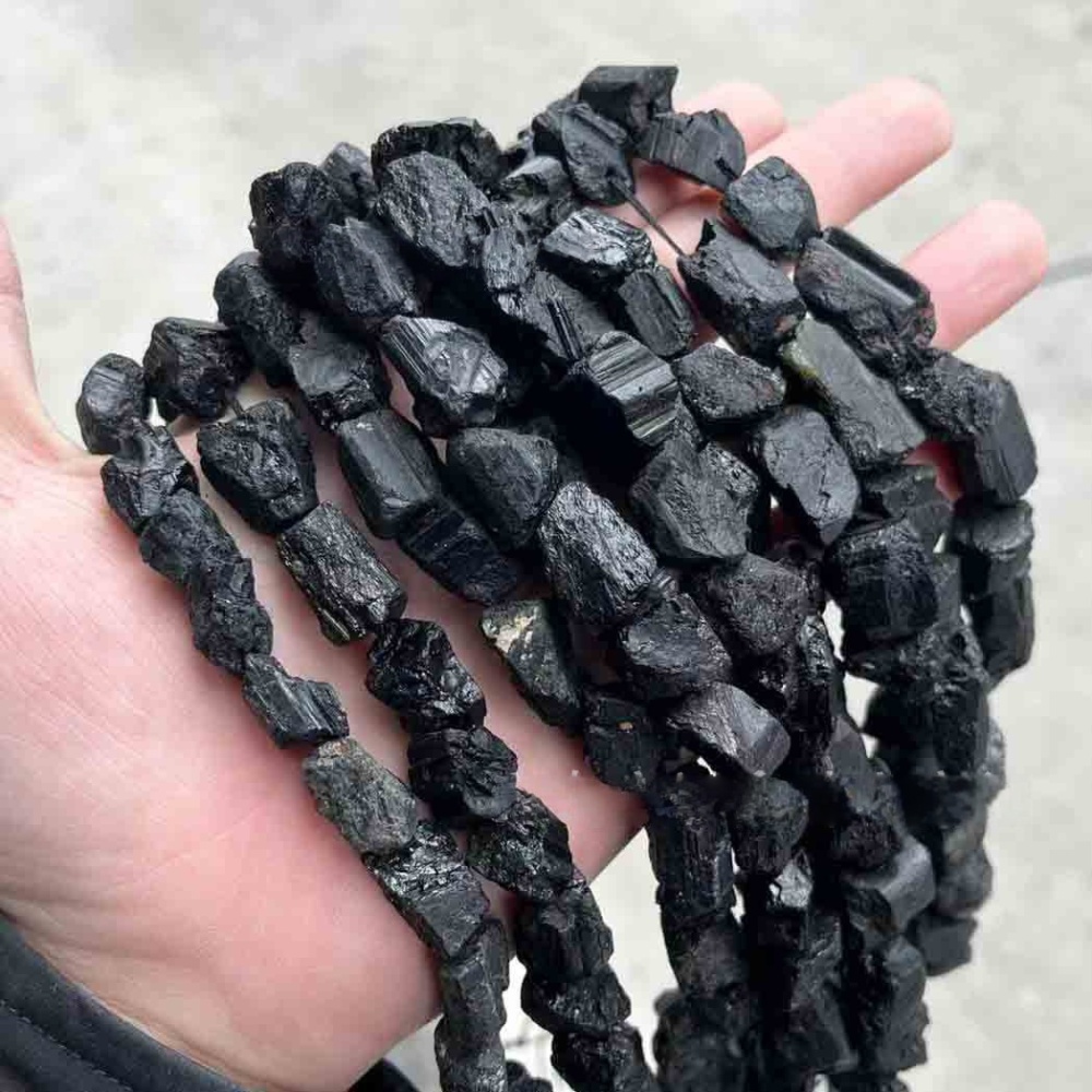 MYA3538--12x16mm Natural Black Tourmaline Irregular Beads
