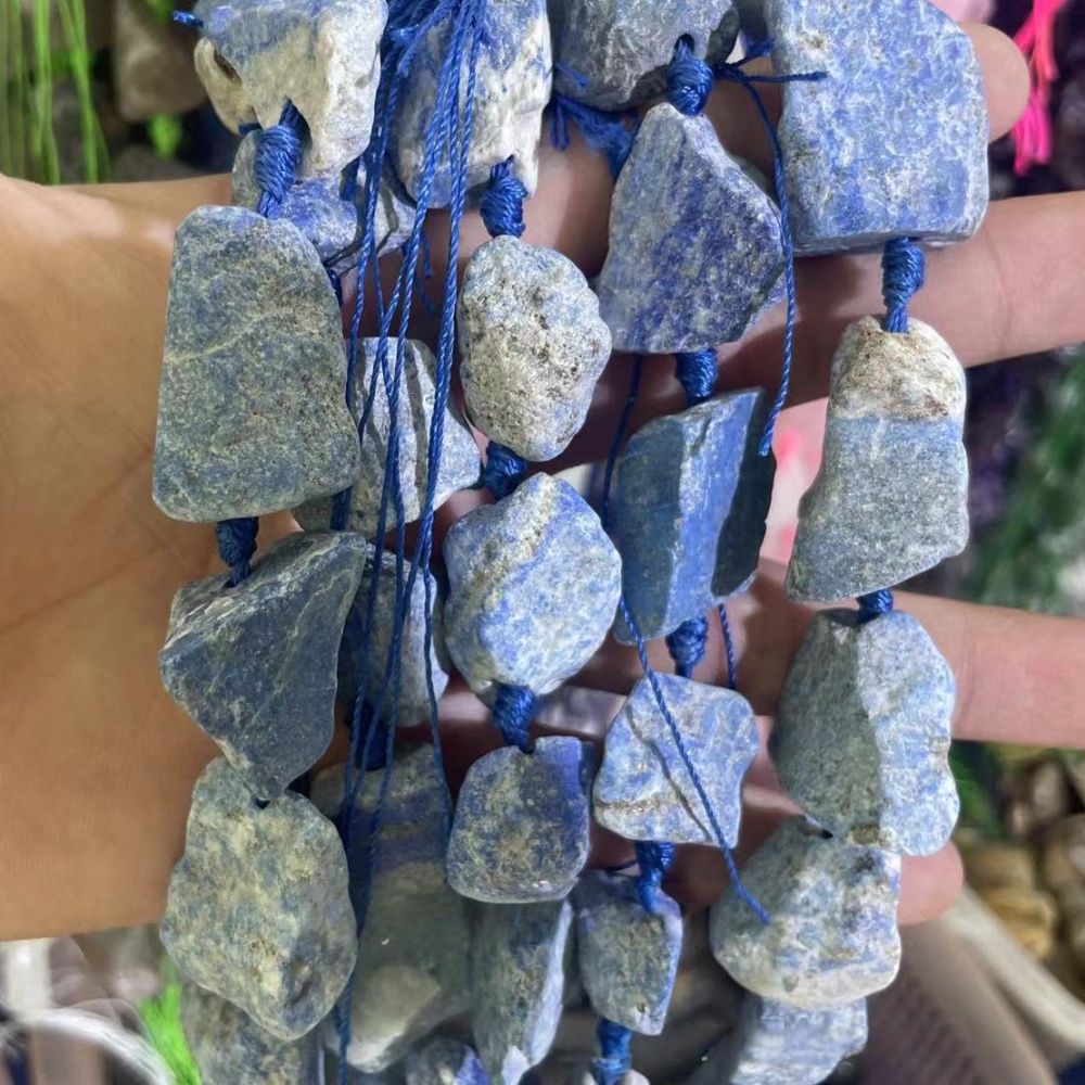 MYA3541--20x30mm Natural Lapis Lazuli Irregular Raw Beads