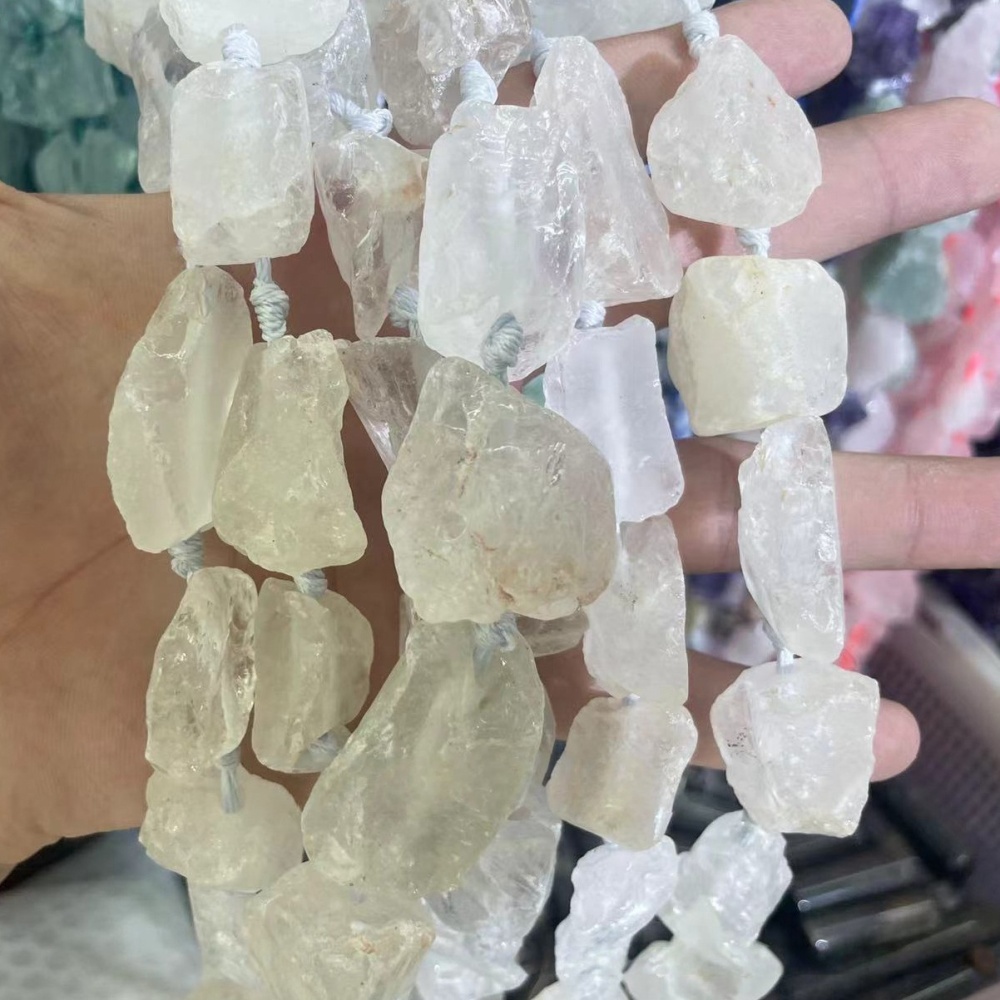 MYA3544--20x30mm Natural Clear Quartz Irregular Raw Beads