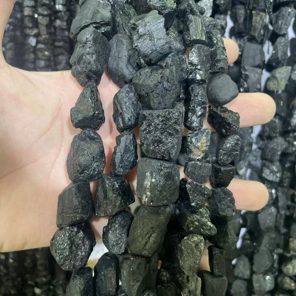 MYA3555--20x30mm Natural Black Tourmaline Irregular Raw Beads