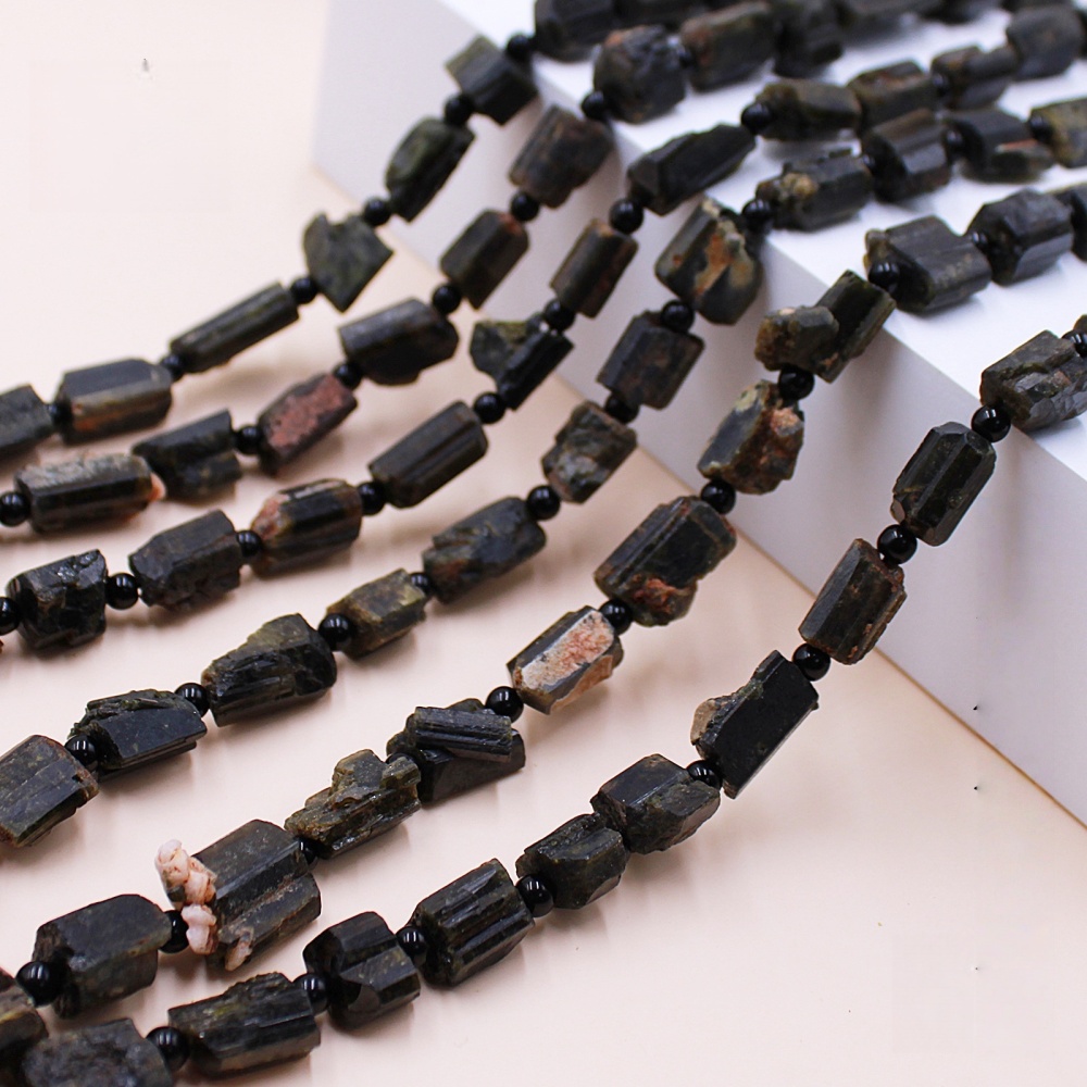 MYA3586--10x12mm Natural Raw Green Tourmaline Irregular Beads