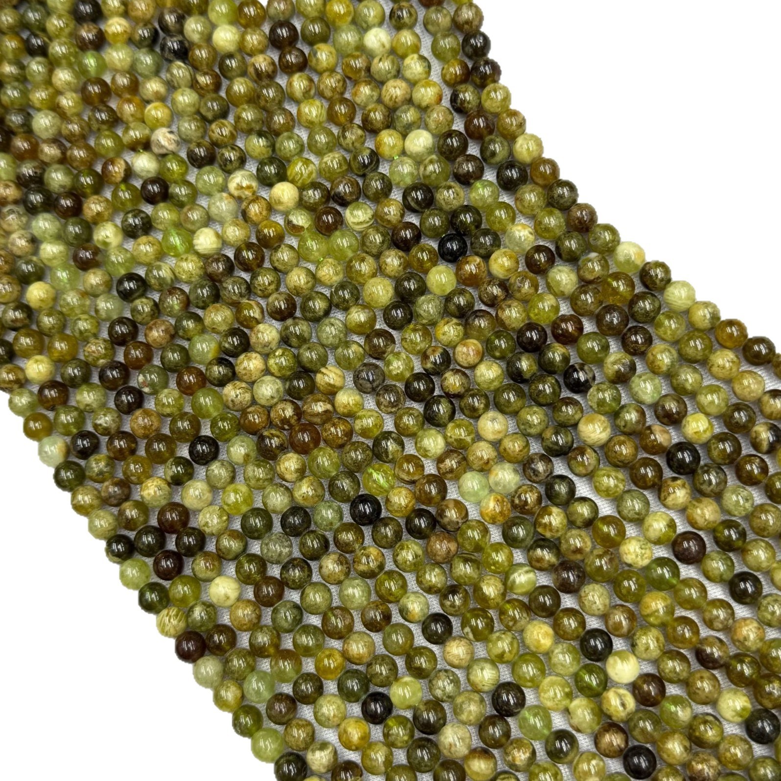 MYA3653--Natural tsavorite green garnet beads suitable for DIY