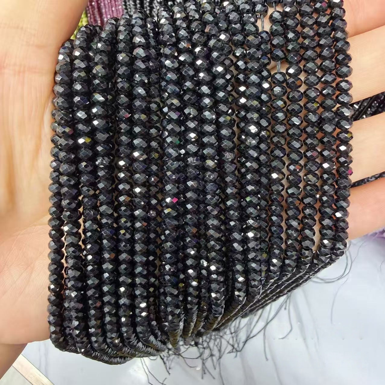 MYA4326--3x4mm Natural Black Spinel Faceted Abacus Beads
