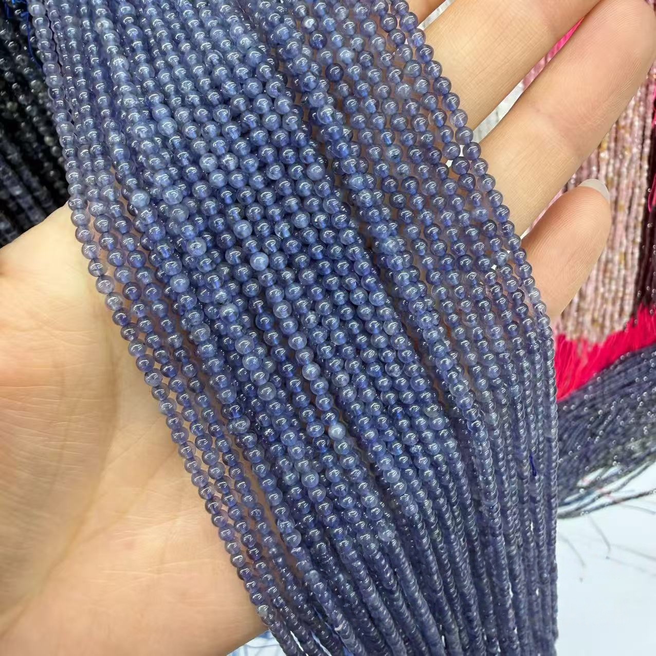 MYA4378--2-4mm Natural Iolite Polished Round Beads