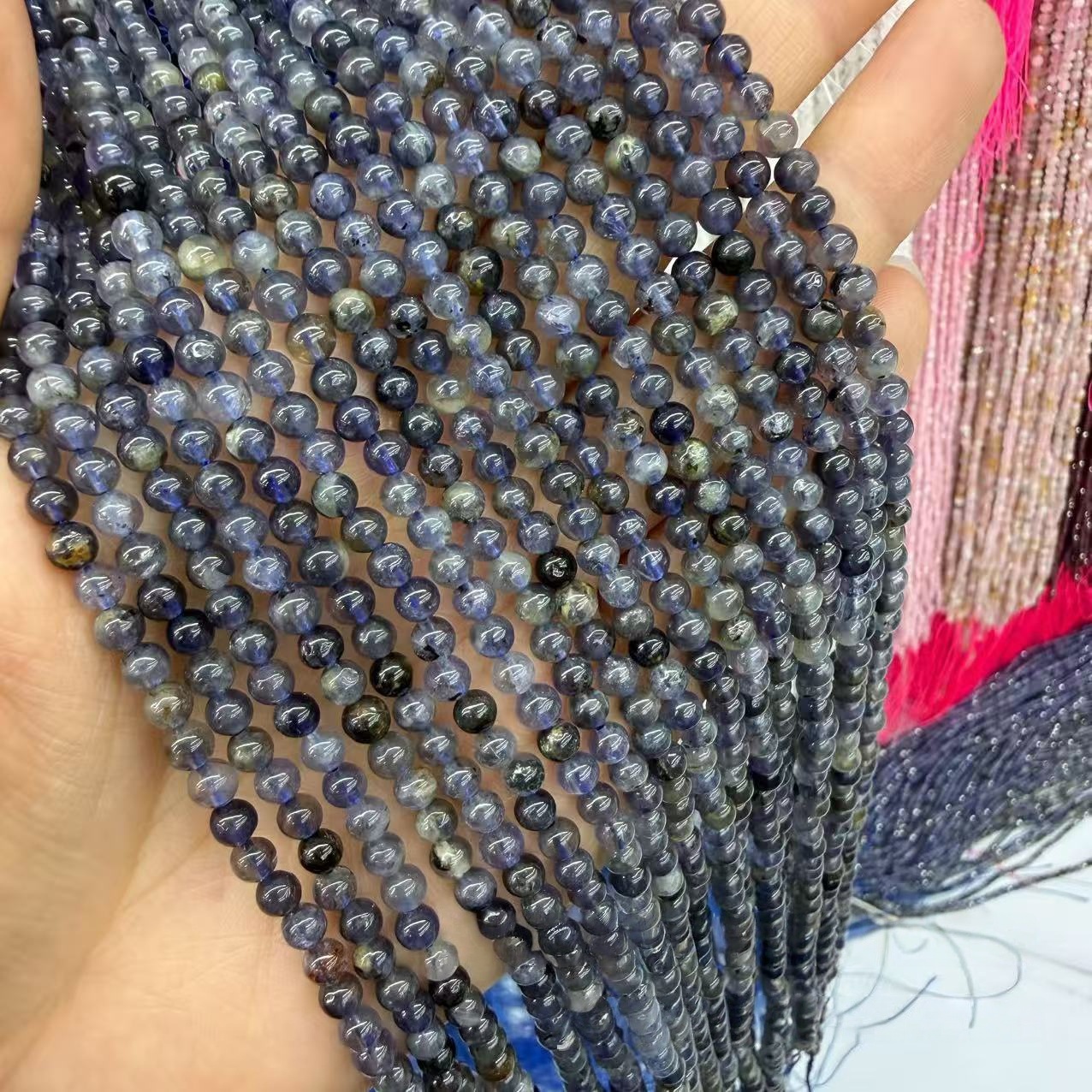 MYA4378--2-4mm Natural Iolite Polished Round Beads